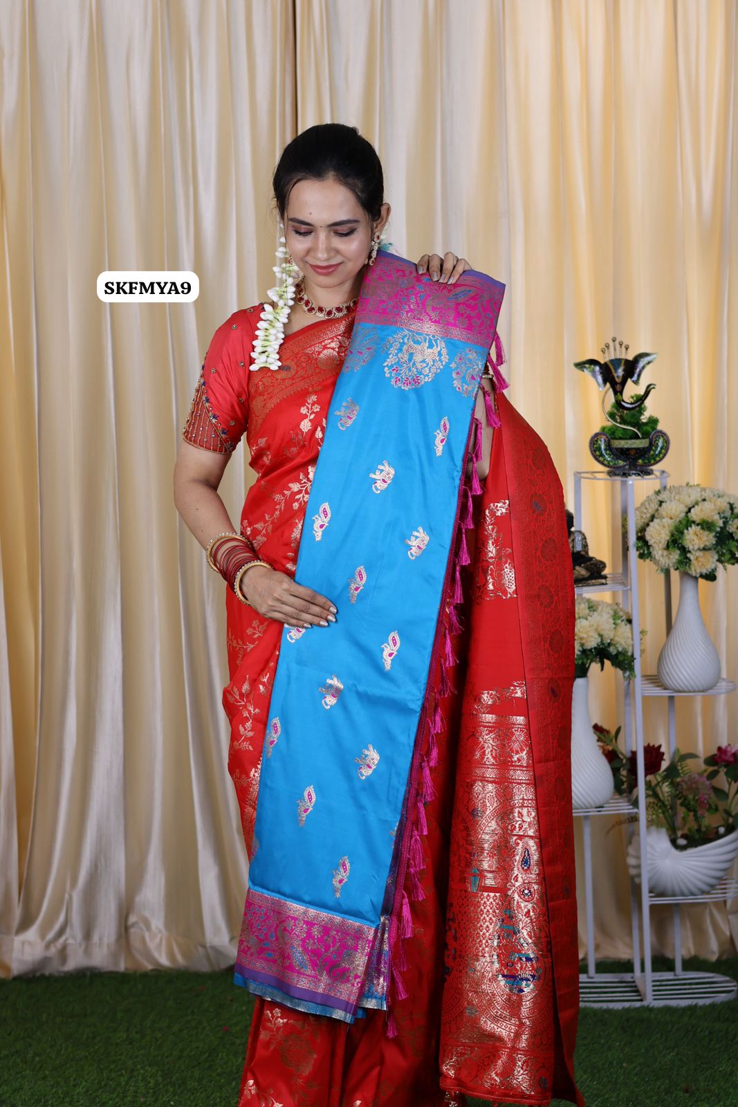Dual shade semi soft silk saree with trending design🥳