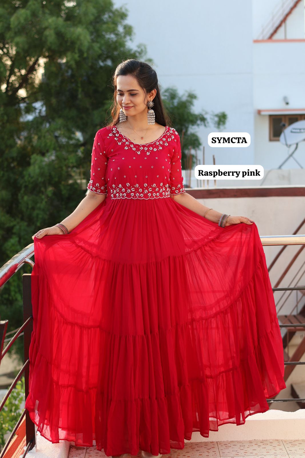 Full flair long gown with full lining 😍🥳