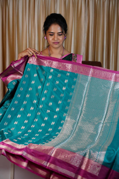 Soft silk sarees🥰😎📚