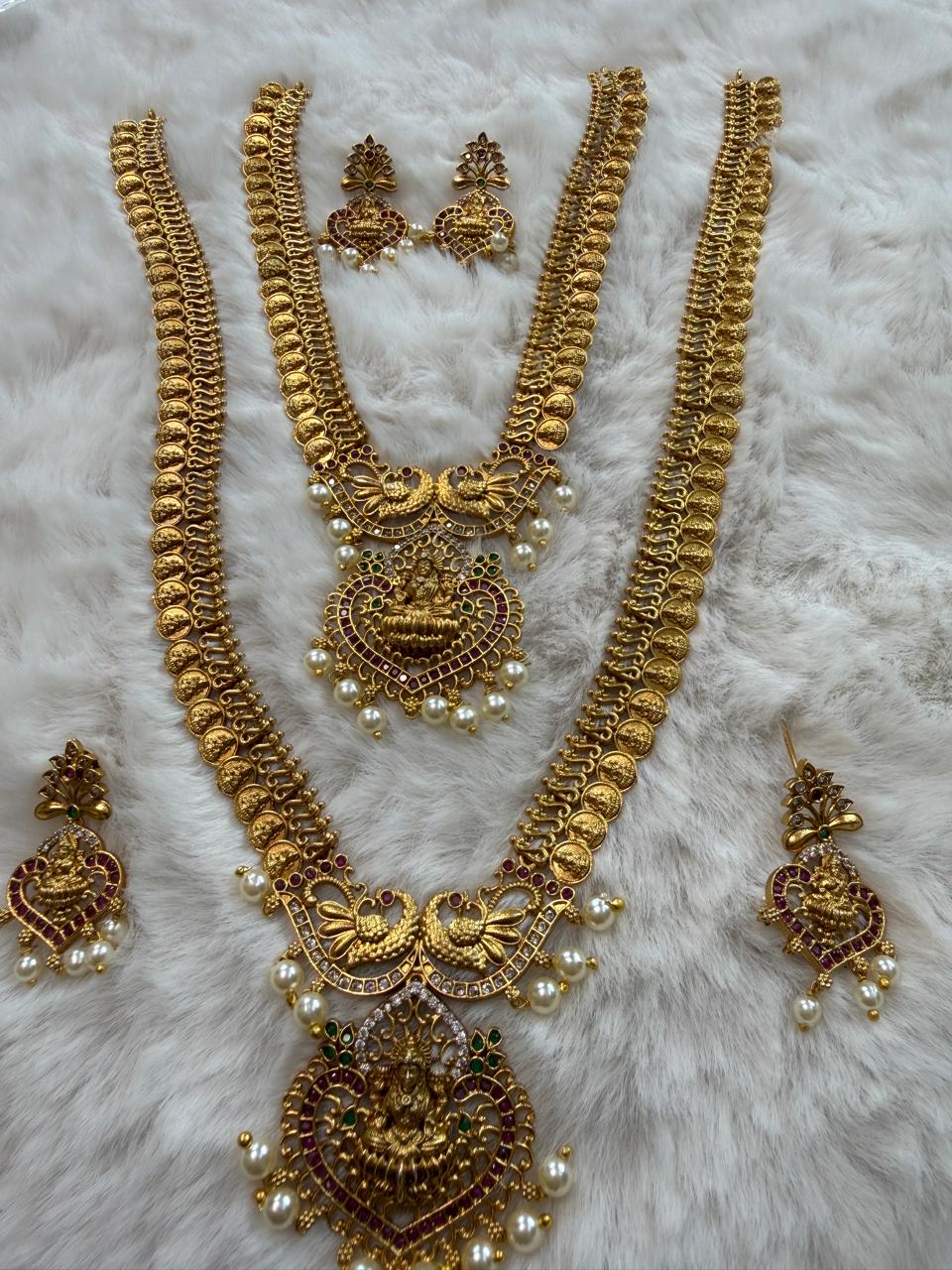 Combo Jewel set with back chain🥰😎