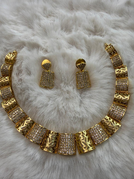 Combo Jewel set with back chain🥰😎