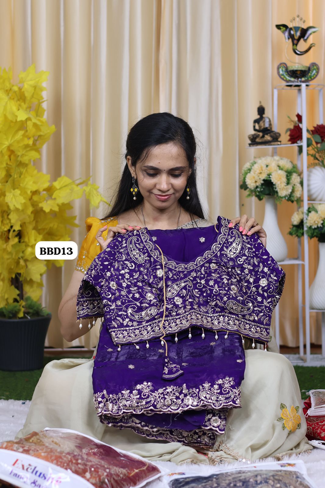 Saree+ stitched blouse Double shade premium space silk saree  Paired with Embrodairy Work Stich Blouse (32-42) alterable 🥳