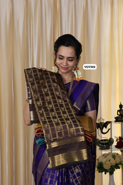 Soft silk saree😍🥳