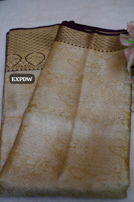 Offer saree 🥰😎