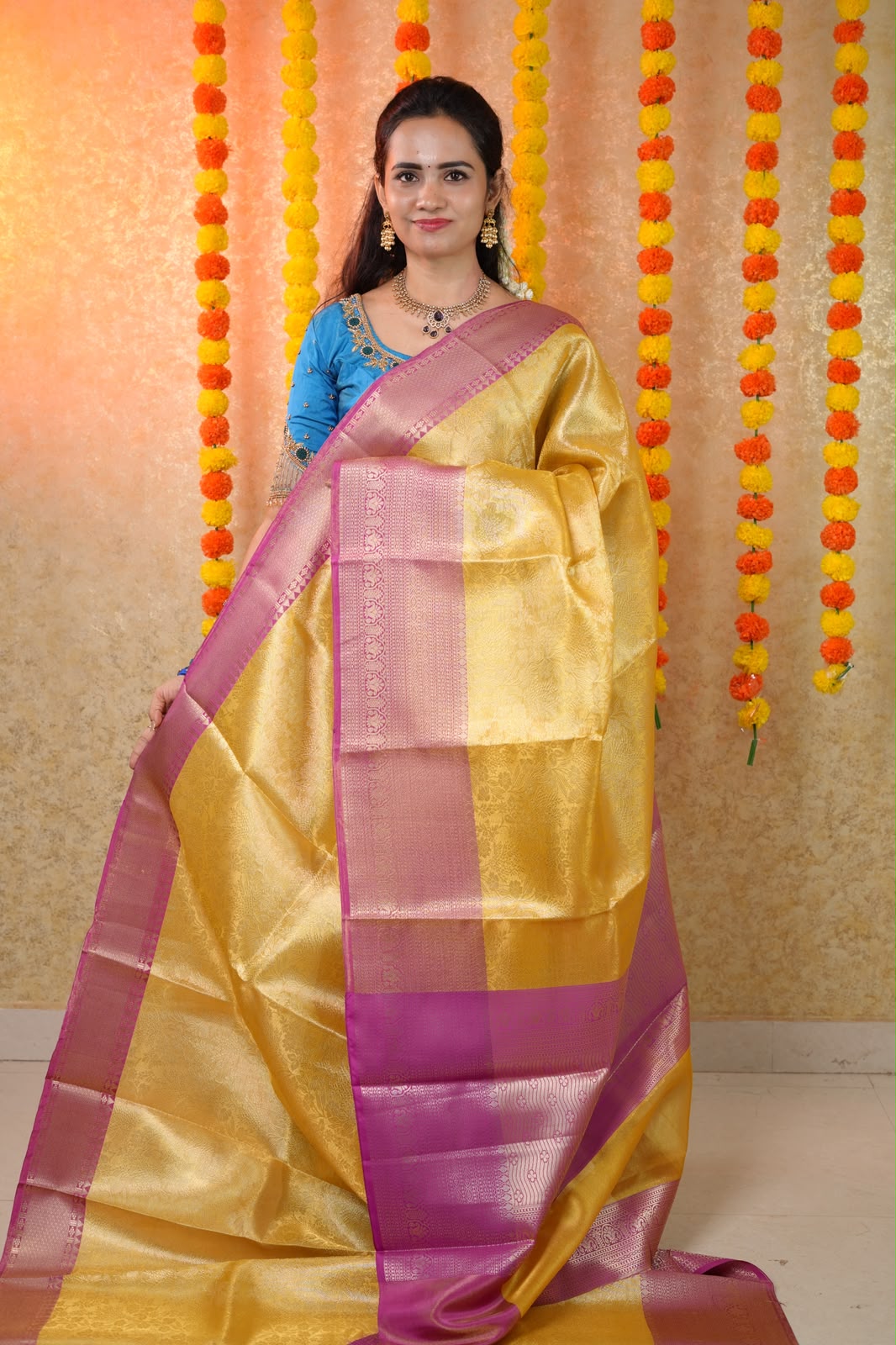 Golden Tissue silk saree😍🥳