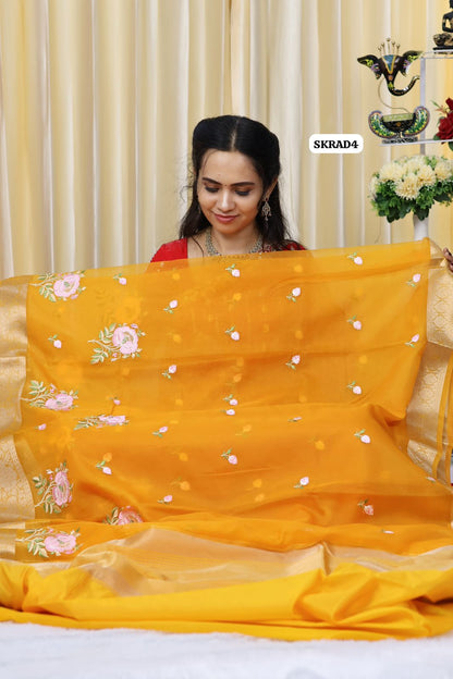 Kora tissue saree🥳