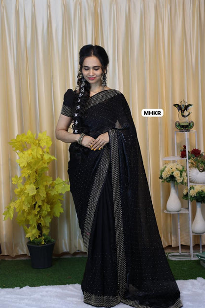 premium space silk perfect finishing saree with jarkhan diamond work 
🥳