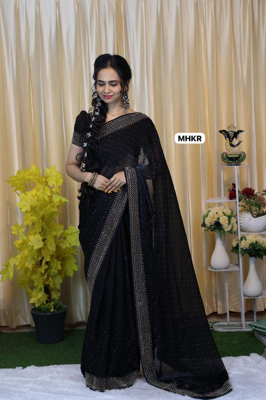 premium space silk perfect finishing saree with jarkhan diamond work 
🥳