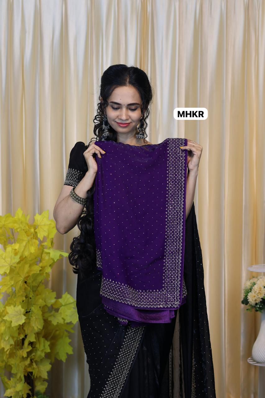 premium space silk perfect finishing saree with jarkhan diamond work 
🥳