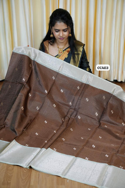 Kanchi semi silk saree🥰😎