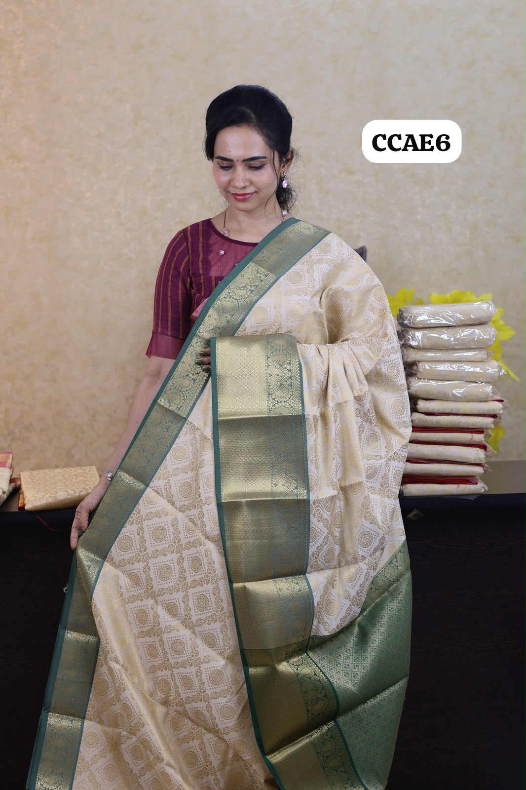 Semi Silk Saree😍😎📚