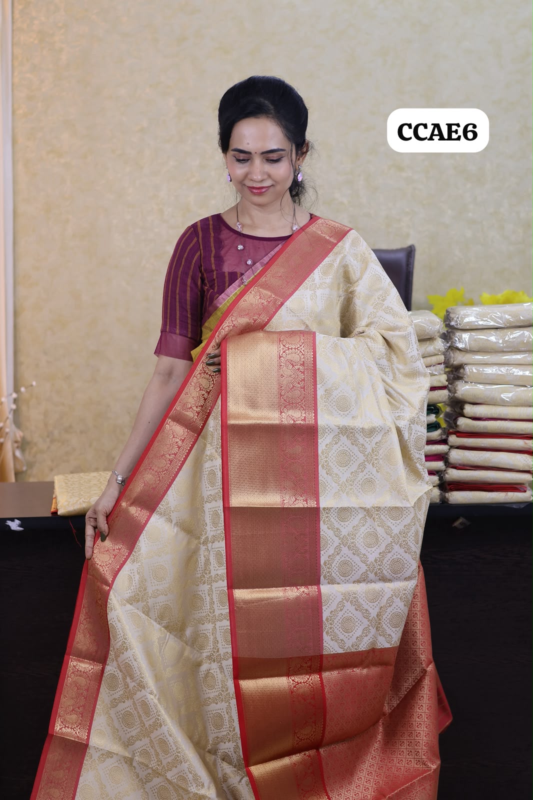 Semi Silk Saree😍😎📚