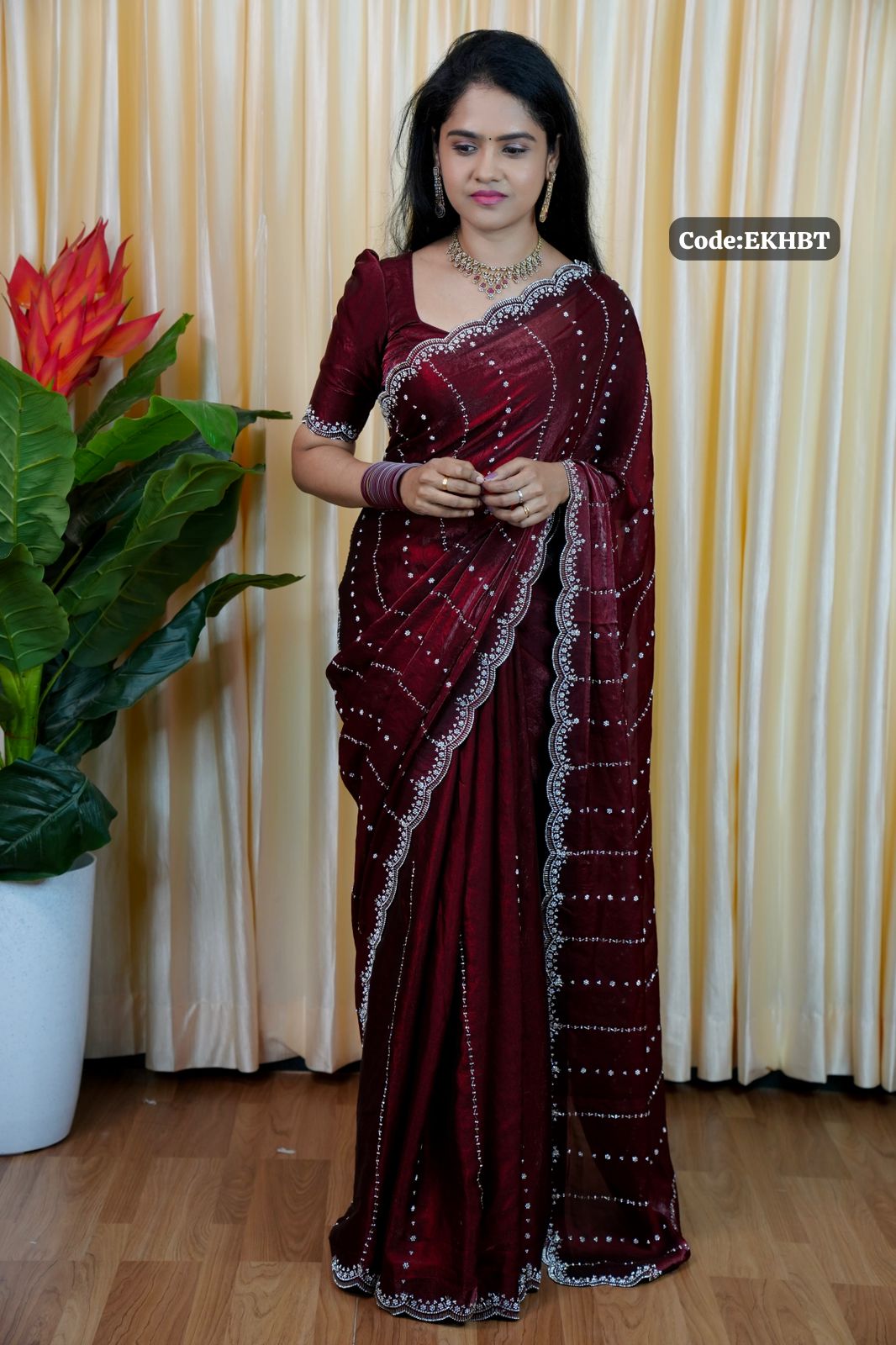premium space silk with real. Jarkhan diamond work 🥳
