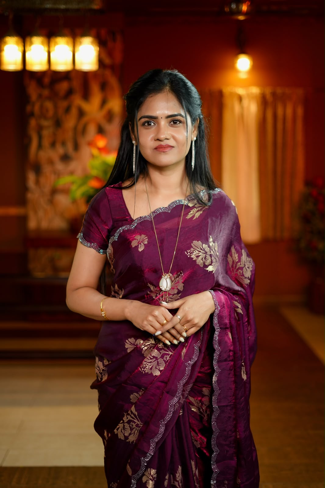 Space silk saree with floral design 🥳