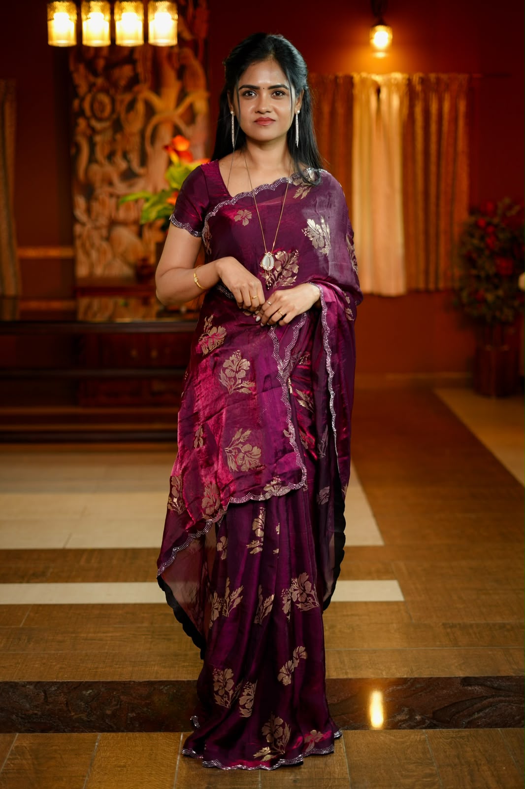 Space silk saree with floral design 🥳