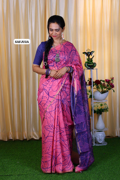 Printed semi cotton peach colour saree with line design. Same blouse as in pic. Unstitched🍄🥳