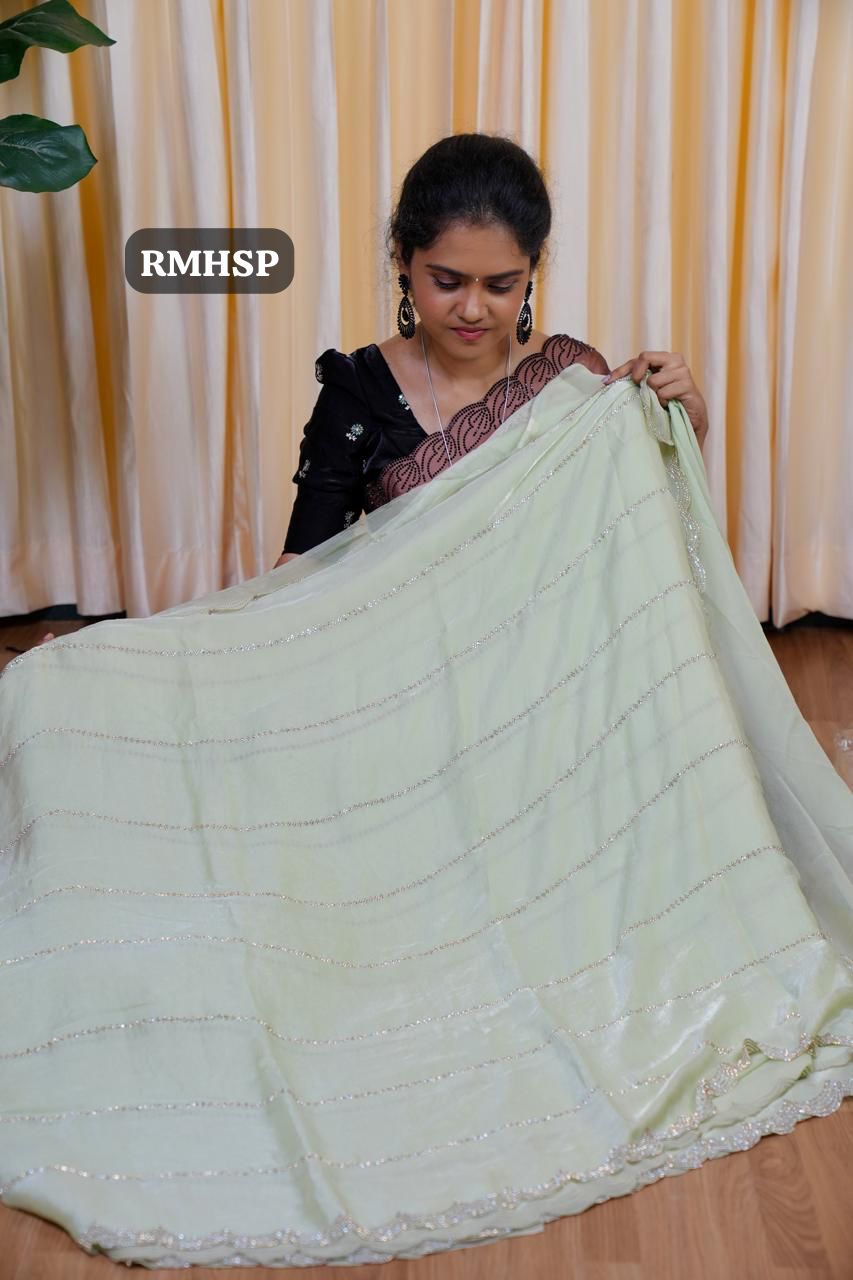 Space silk saree with stone work🥰😎🥳