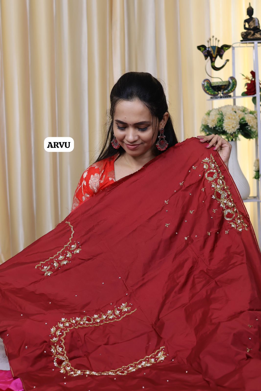 Premium quality Aari work blouse 😍Ⓜ️