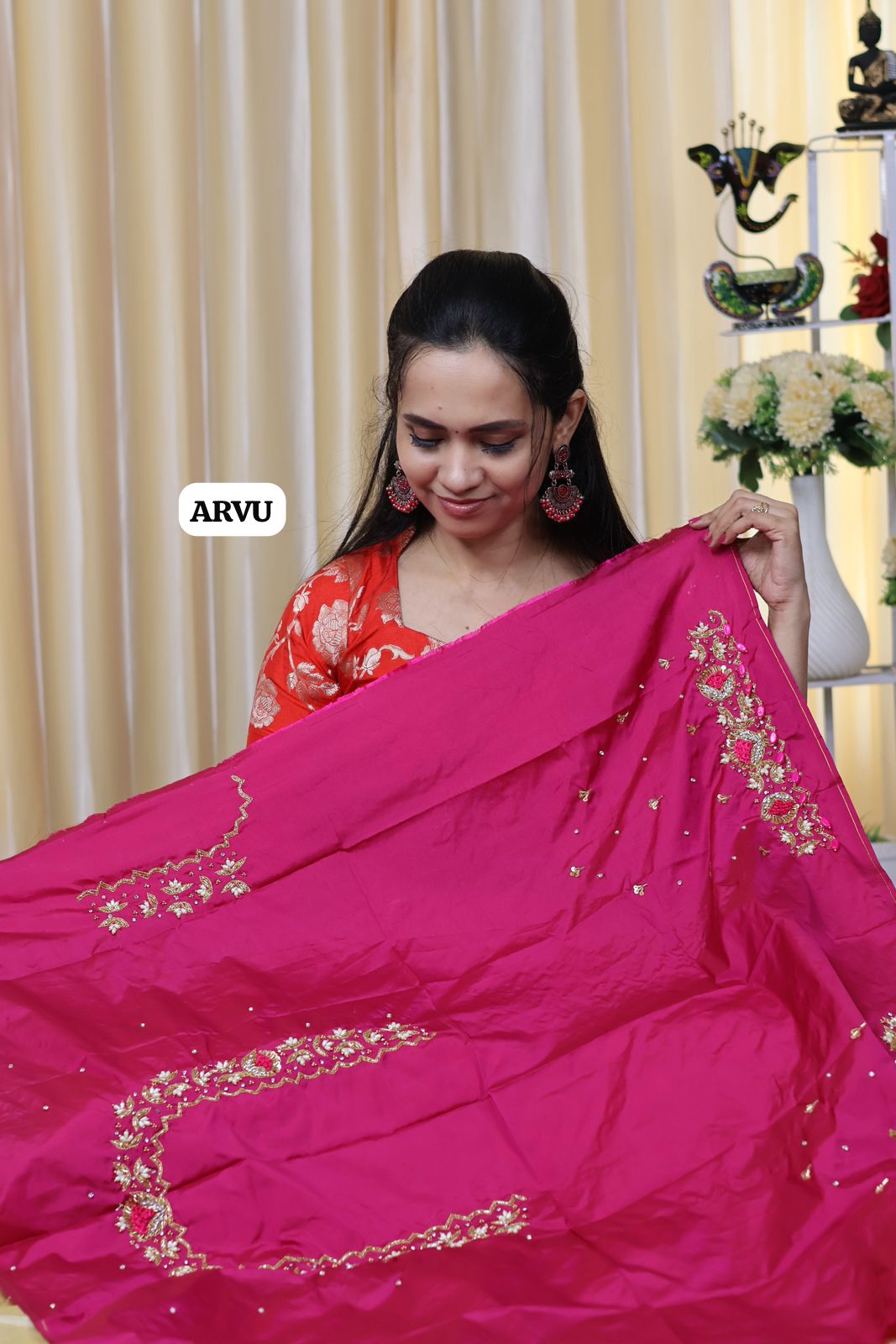 Premium quality Aari work blouse 😍Ⓜ️