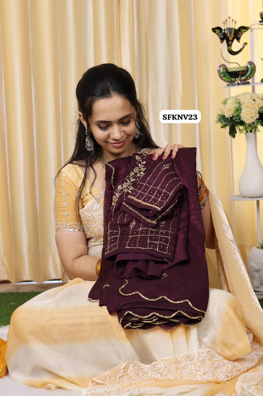 Crunchy soft space silk saree with heavy work stitched blouse🥳