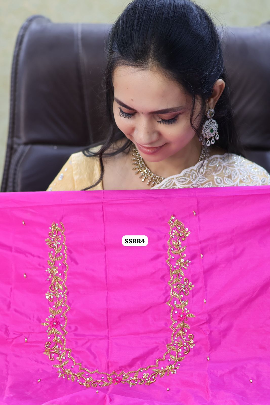 Heavy Aari work blouse 😍Ⓜ️