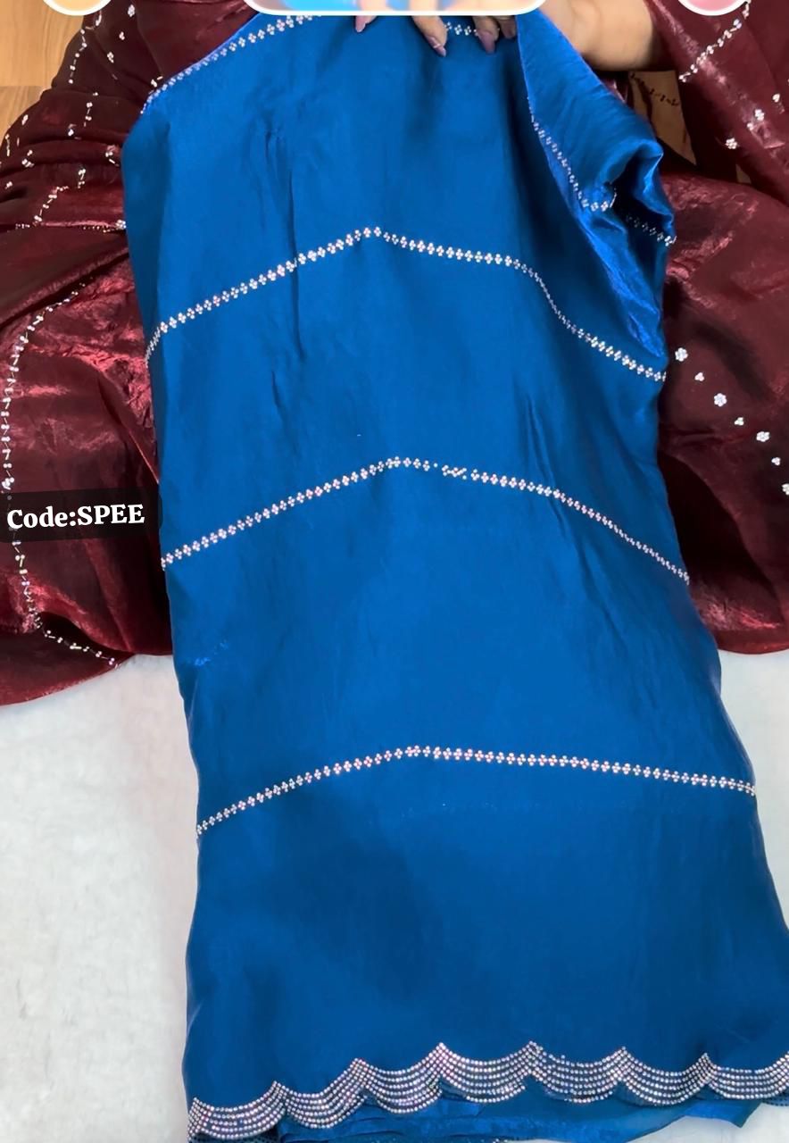 Space silk saree with Jarkhan diamond work🥰🥳✅