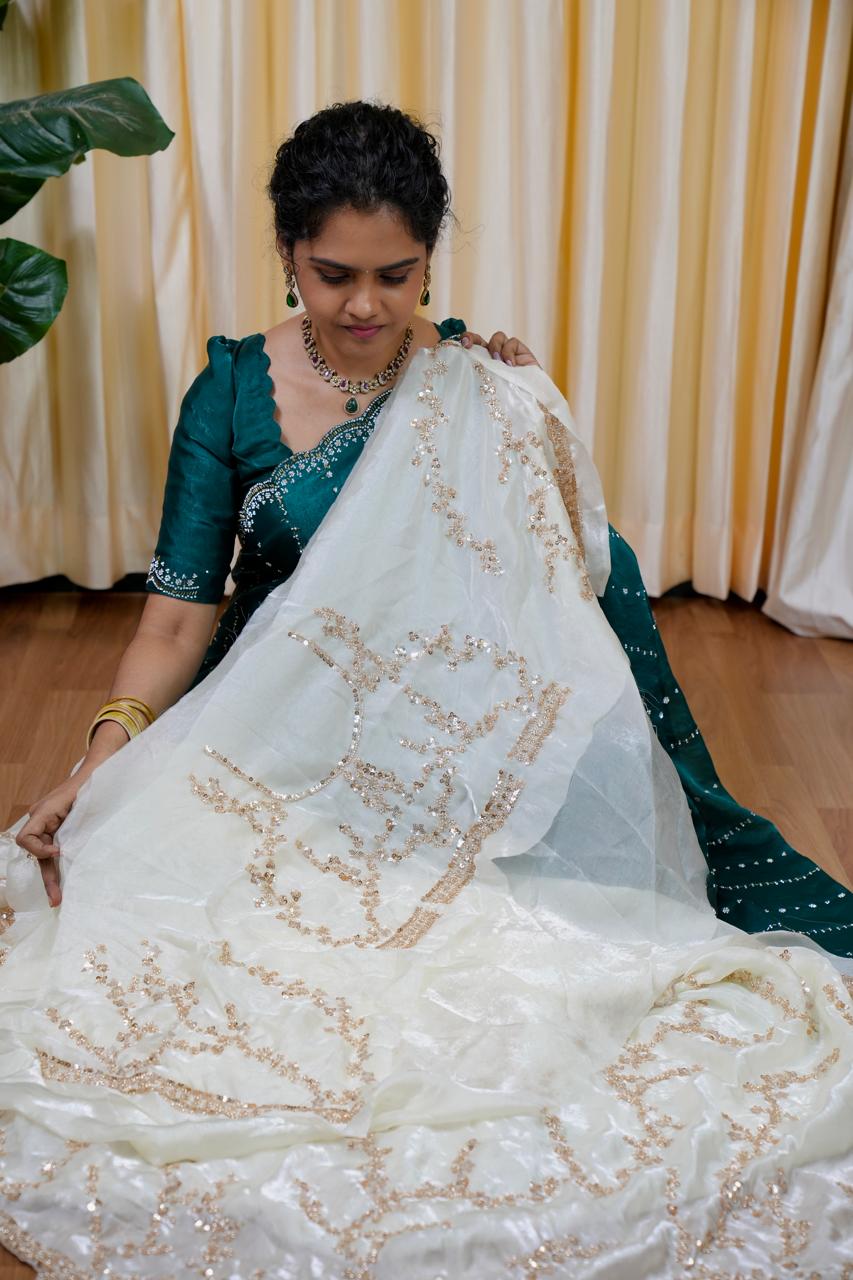 Premium Space silk with Golden heavy Katdhana work🥳