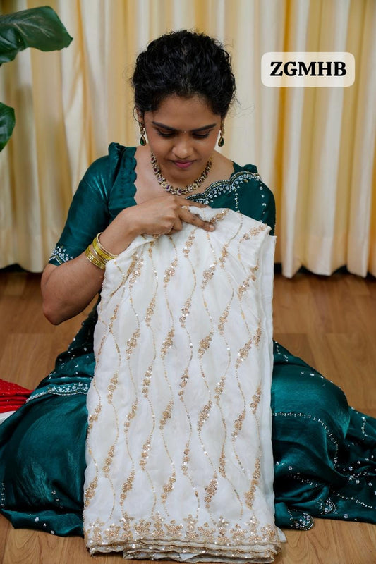 Premium Space silk with Golden heavy Katdhana work🥳