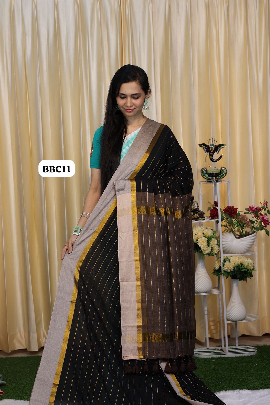 Mul cotton saree with zari 😍🥳