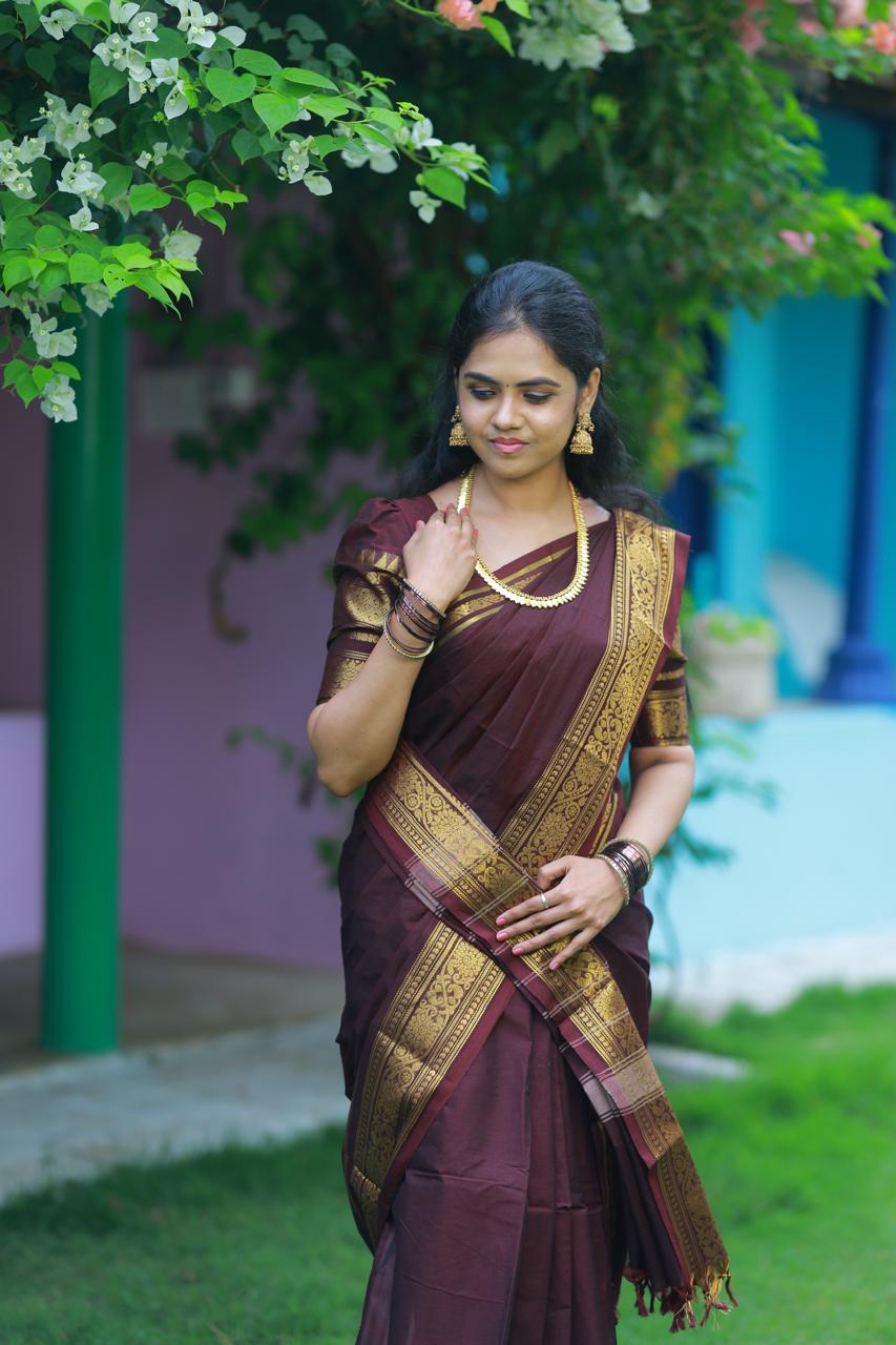 Kanchi Cotton Saree. Prebook 😍⏰