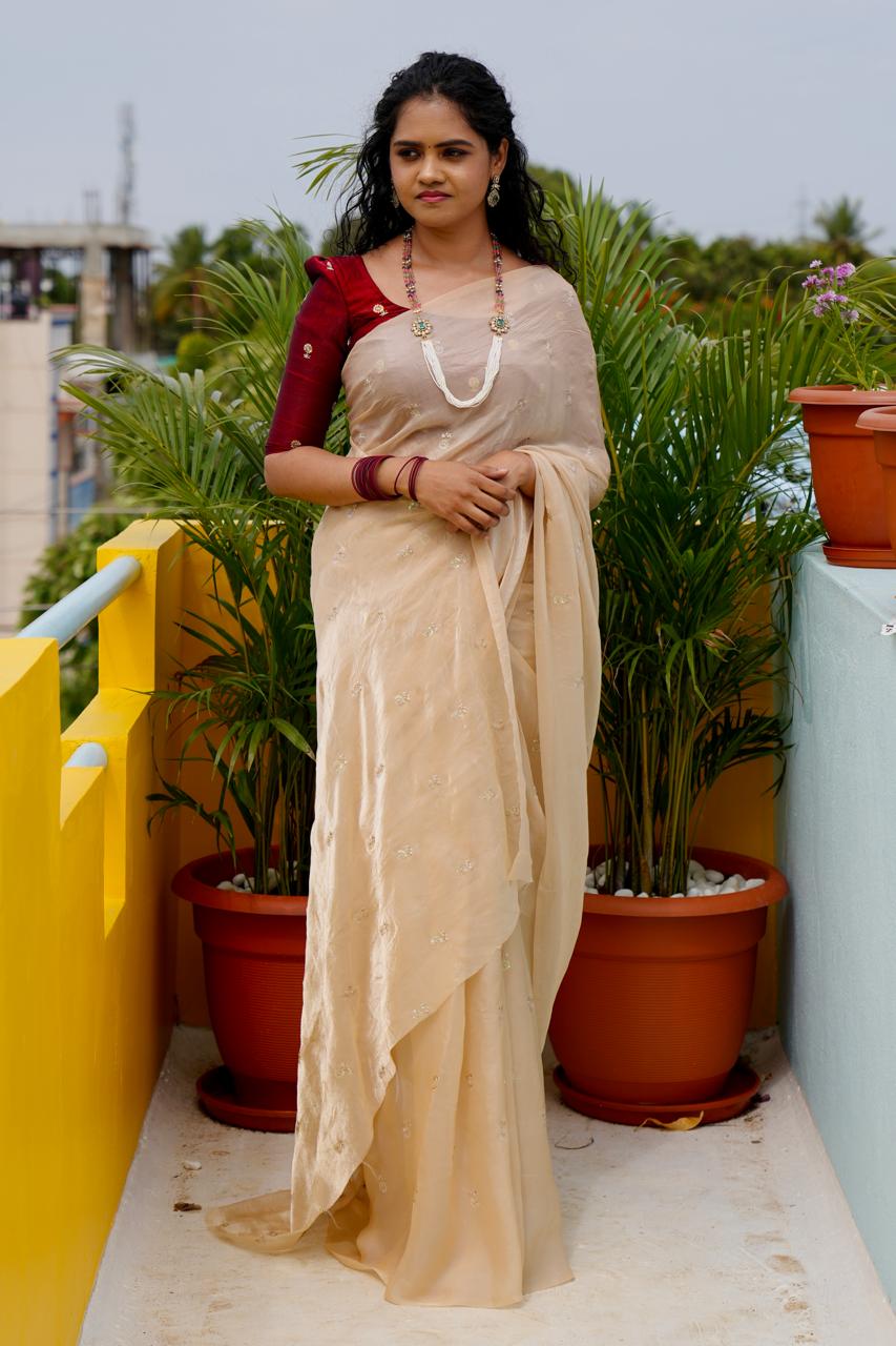 Space silk sarees.🥳 with contrast blouse