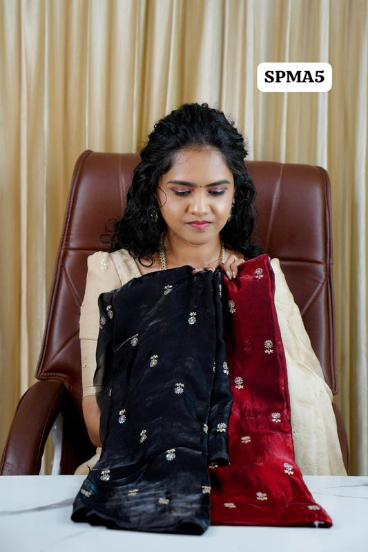 Space silk saree with contrast blouse🥰 🥳