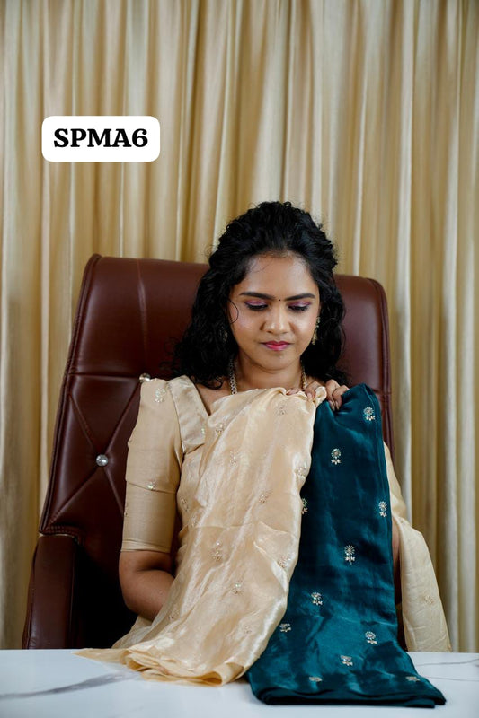 Space silk saree with contrast blouse🥰 🥳