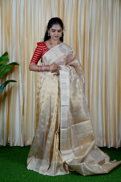 Premium soft tissue sarees🥳