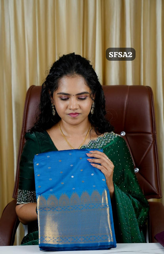 Soft silk saree 🥳Prebook
