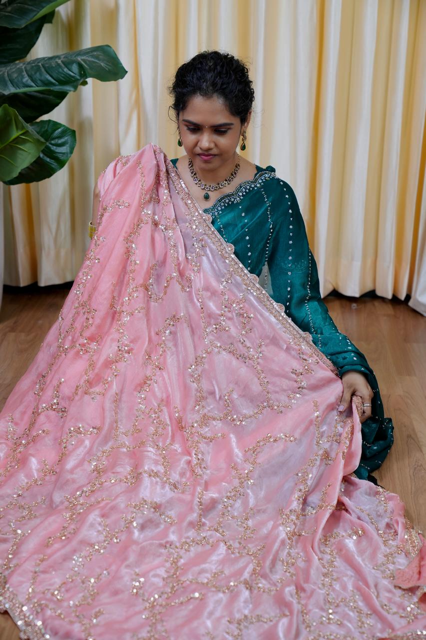 Premium Space silk with Golden heavy Katdhana work🥳