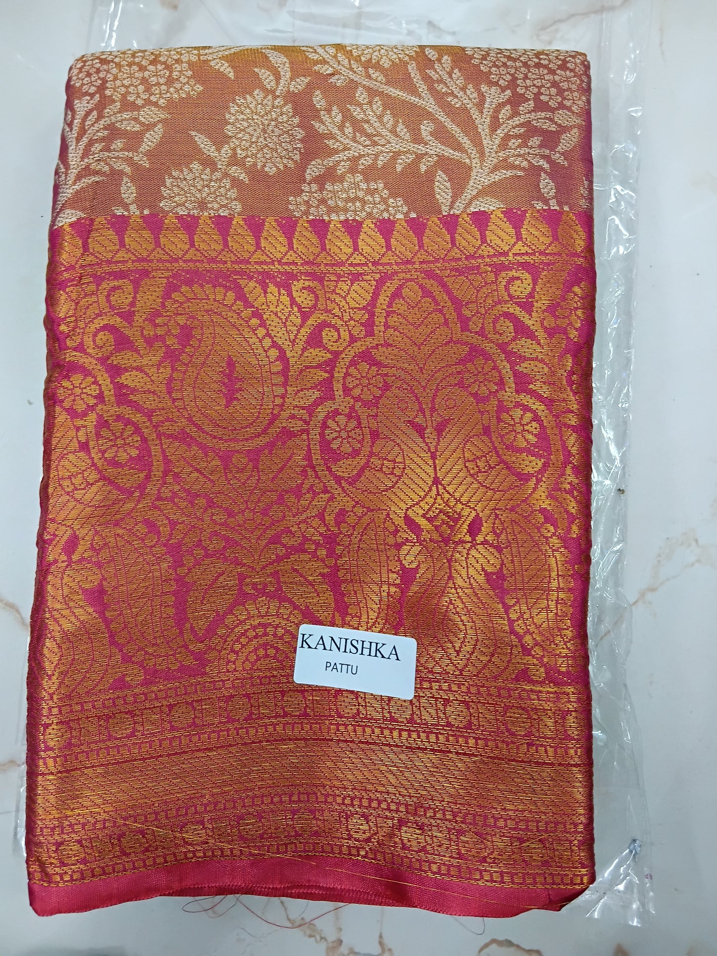 Semi silk saree 📷