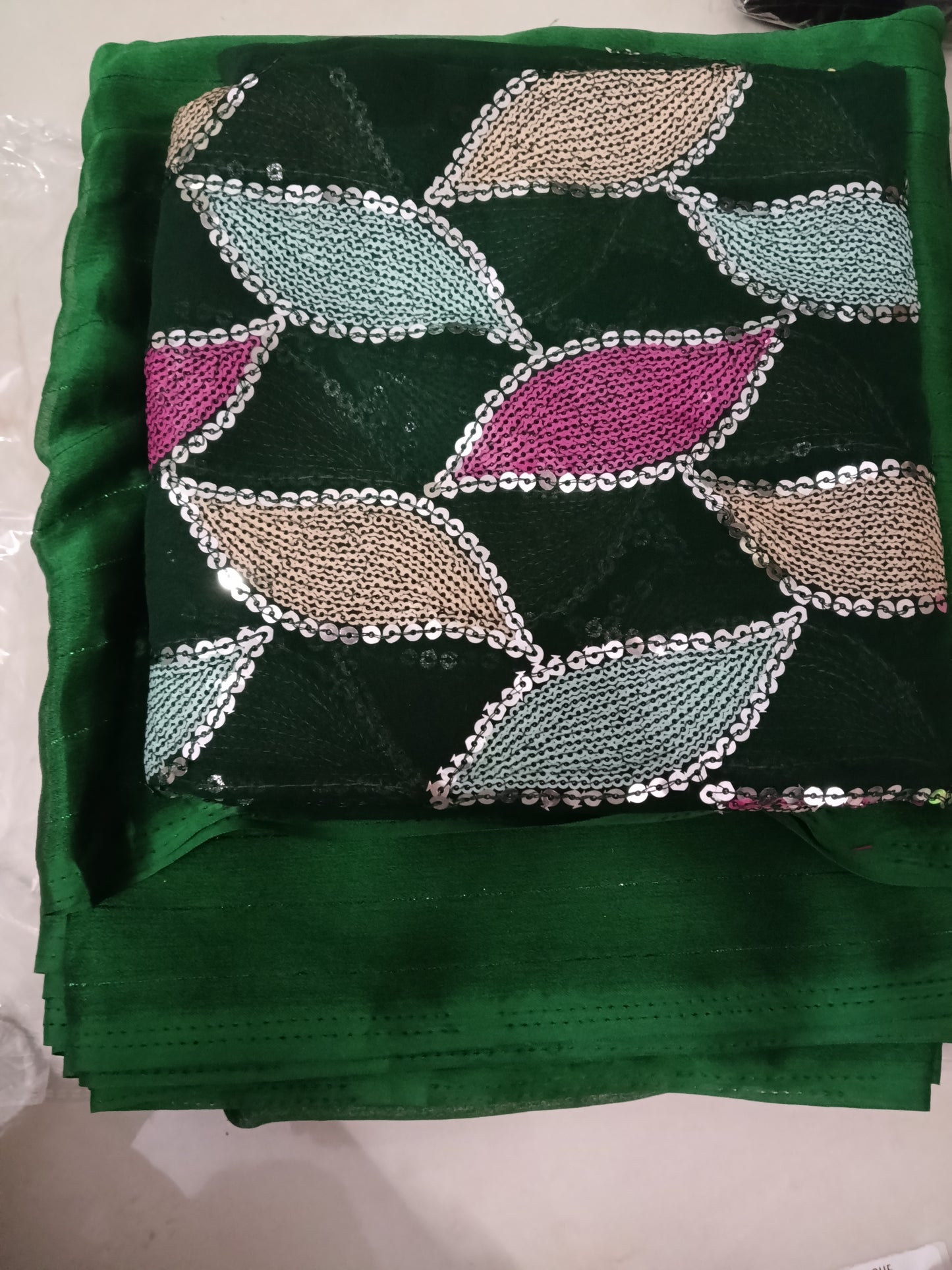 Chiffon Saree 🧠