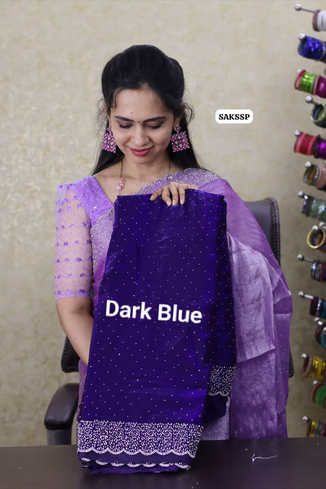 space silk with cut work border with running blouse 🥳Dark blue