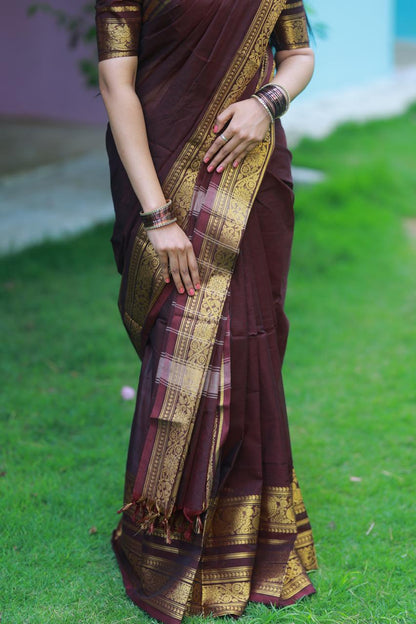 Kanchi Cotton Saree. Prebook 😍⏰