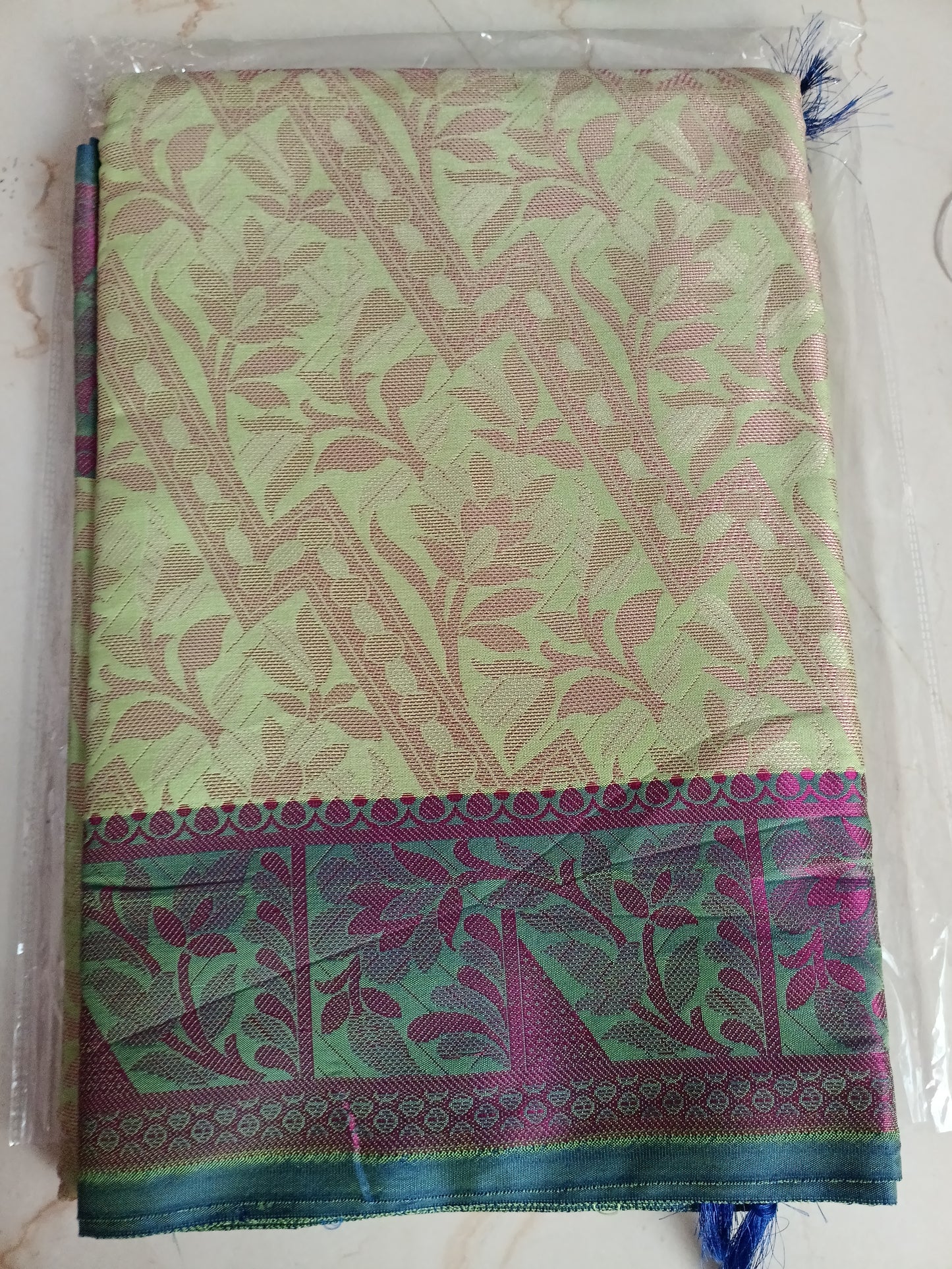 Warm silk 📷📷 light green 🍏
