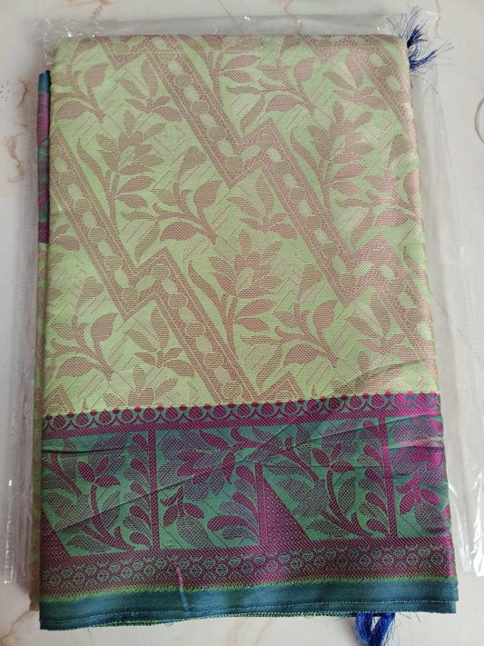 Warm silk 📷📷 light green 🍏