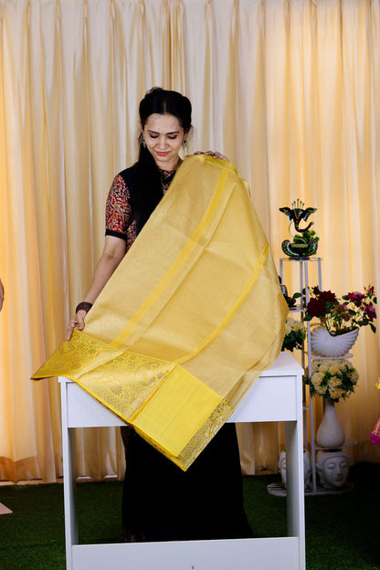 Aadi offer 🌹 golden saree