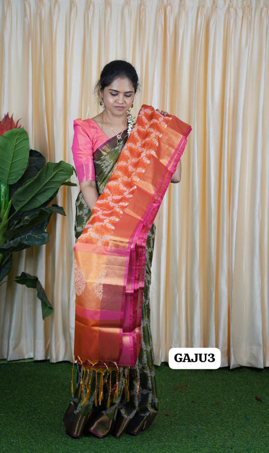 Soft silk saree with same blouse as shown🥳