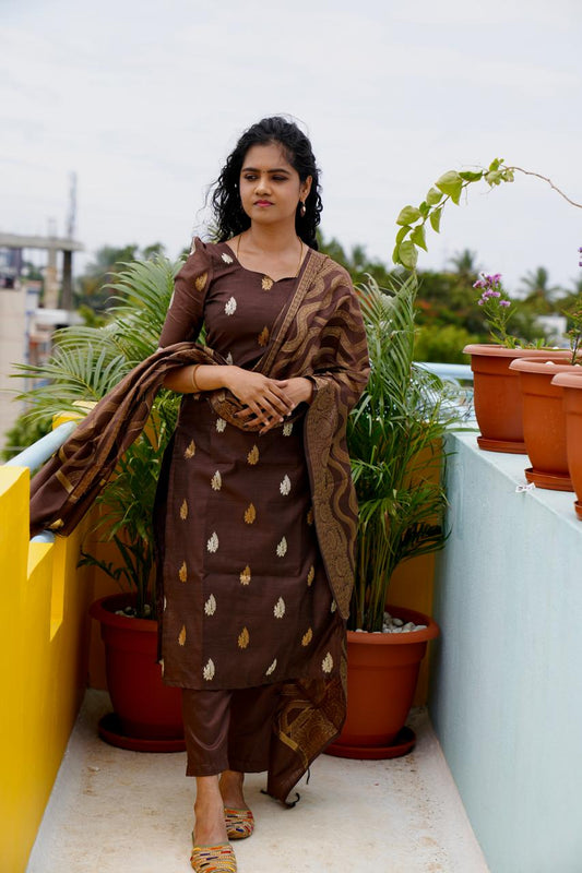 Banarasi silk salwar with pant🥰😎 ( stitched)