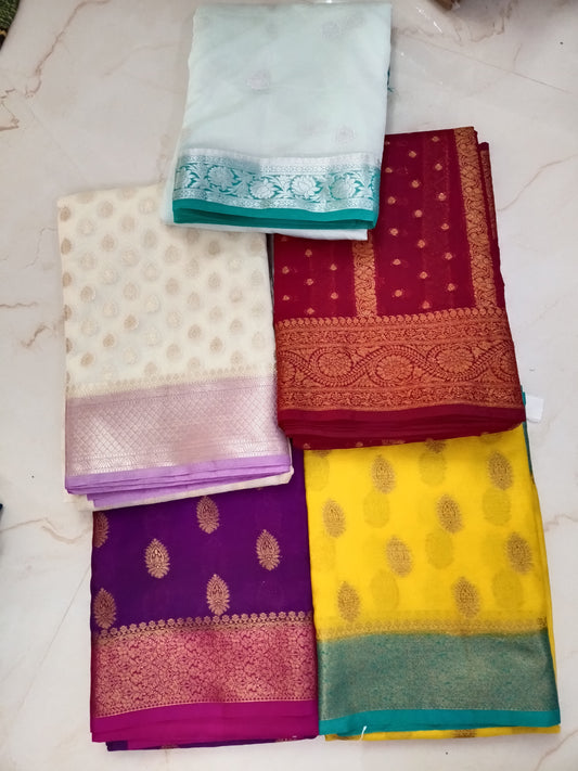 Warm silk saree 📷