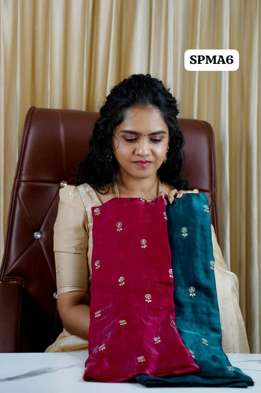Space silk saree with contrast blouse🥰 🥳